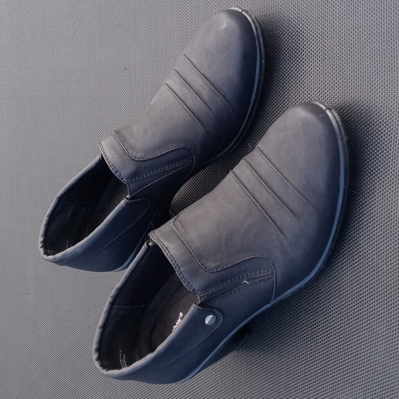 Easy street clogs comfort size 9 Wide - Picture 3 of 12